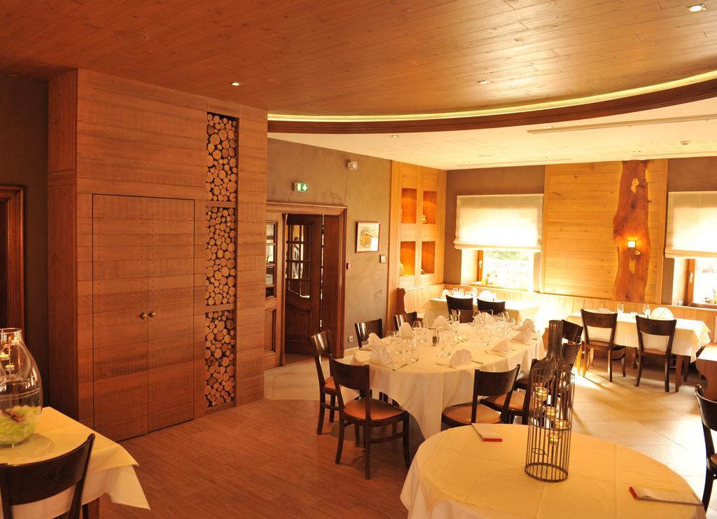 Restaurant A L'Aigle Hotel Wimmenau Exterior photo