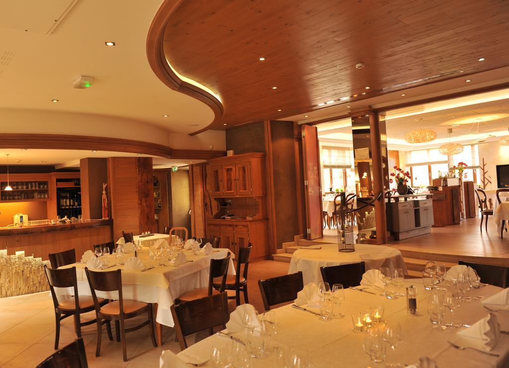 Restaurant A L'Aigle Hotel Wimmenau Exterior photo